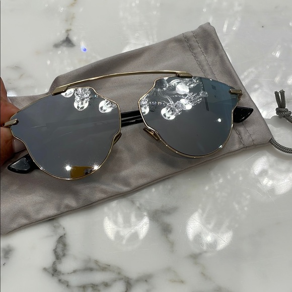 Dior so real Stylish Gold and Silver Sunglasses - Picture 1 of 5